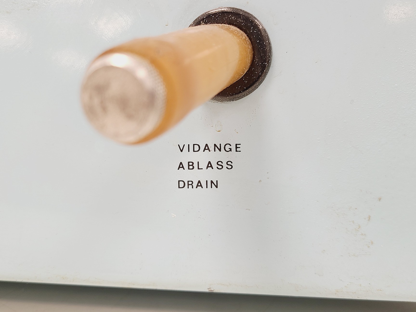 Image of LSL Secfroid LyoLab A Freeze Dryer
