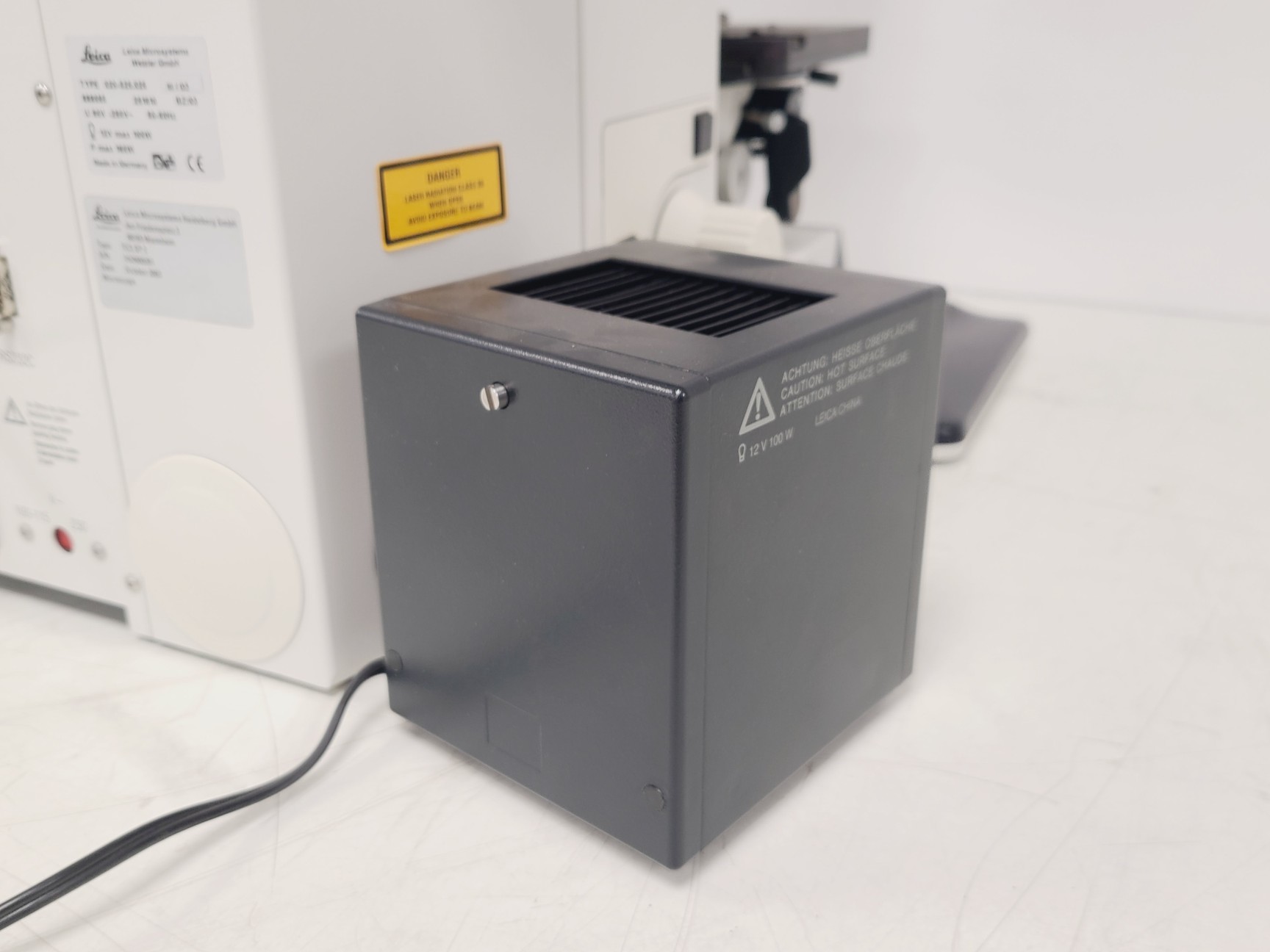 Image of Leica DMRE Upright Fluorescence Microscope - No Objectives