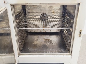Thumbnail image of Townson & Mercer 8-300 Oven/Furnace lab