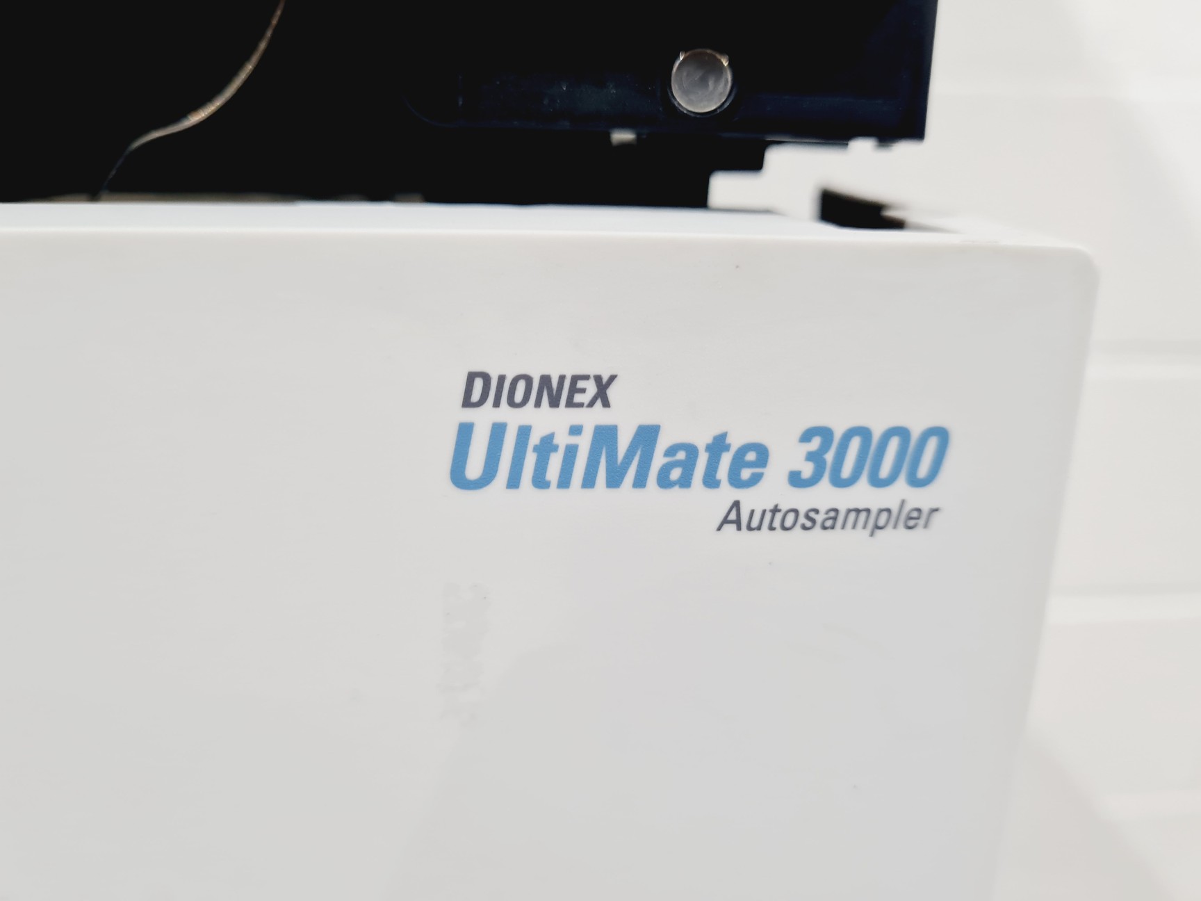Image of Thermo Dionex UltiMate 3000 UHPLC System HPG-3400RS VWD-3400RS