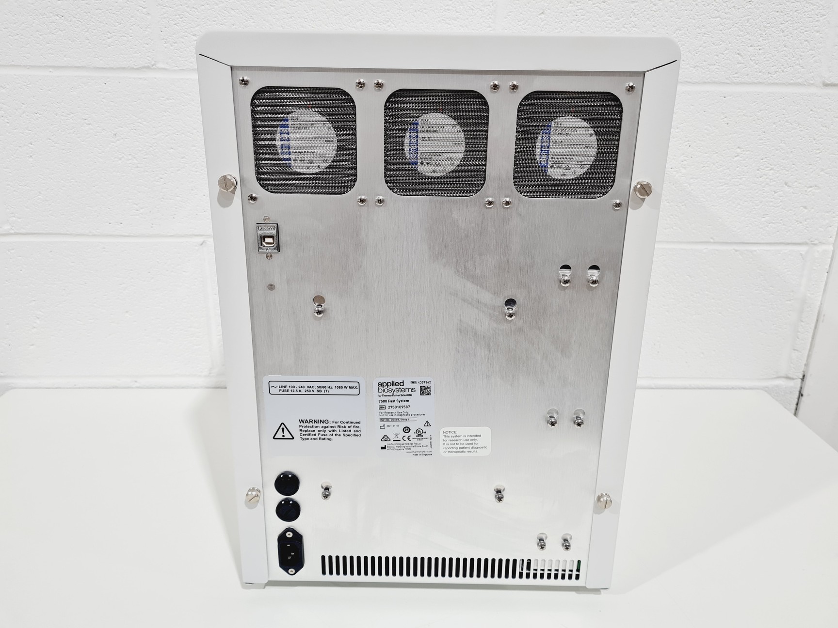 Image of Applied Biosystems 7500 Fast Real-Time PCR System