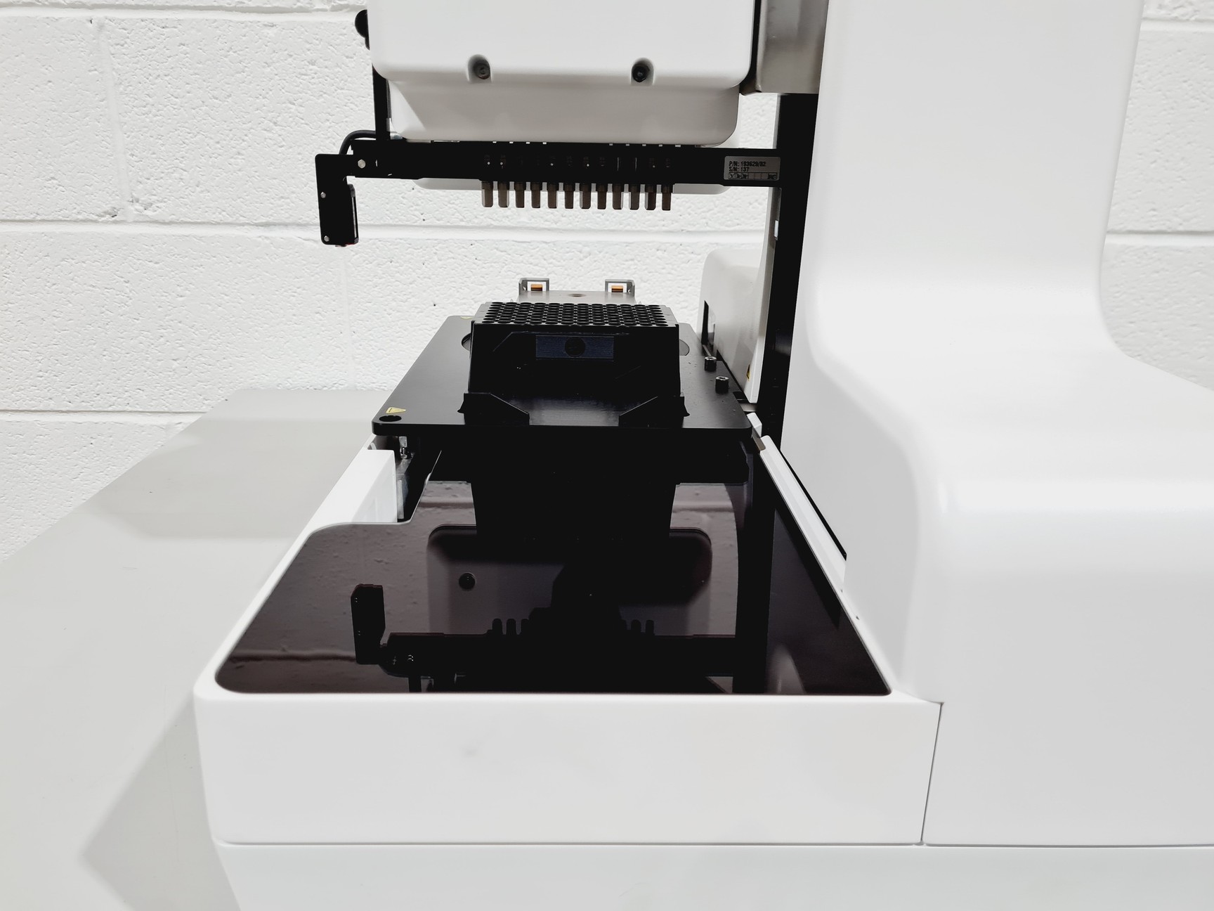 Image of Hamilton LabElite DeCapper w/ Adapter Kit Lab
