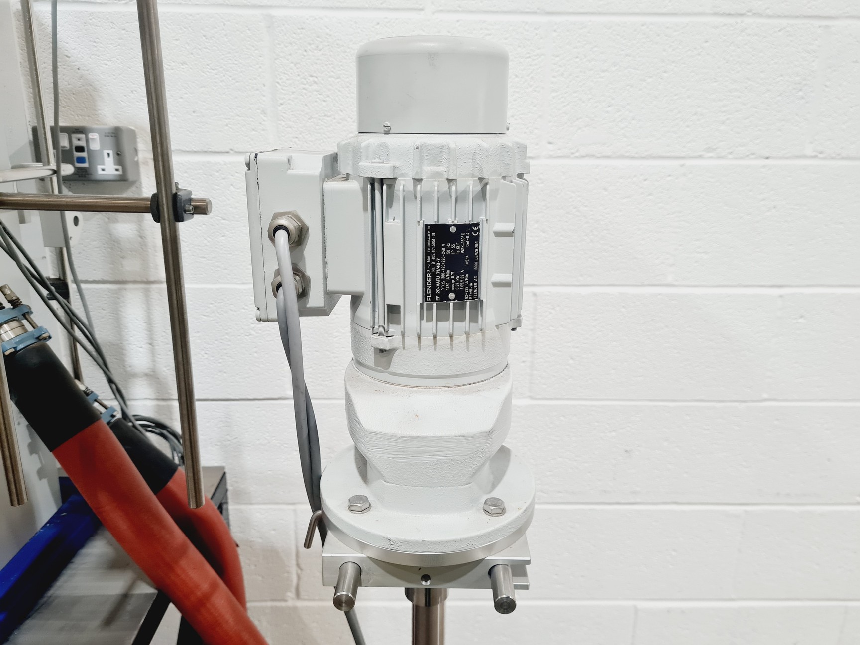 Image of Mettler Toledo RC1 Reaction Calorimeter W/ Huber Unistat 141 Temp Controller