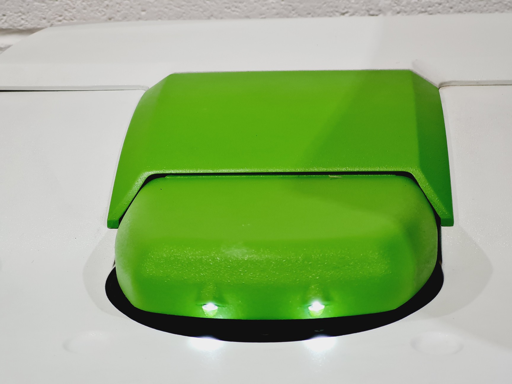 Image of PerkinElmer DSC 8000 with Intracooler 2 Accessory