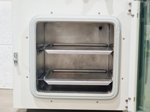 Thumbnail image of  Heraeus Instruments Vacuum Oven Vacutherm VT6025 200°C Lab