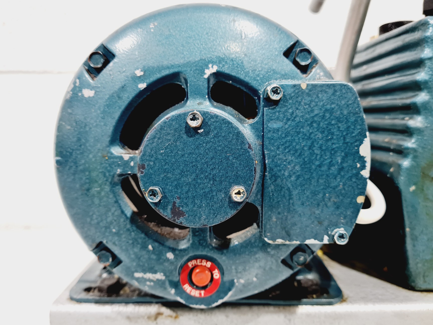Image of Gallenkamp Vacuum Oven with Jigtool Single Stage High Vacuum Pump