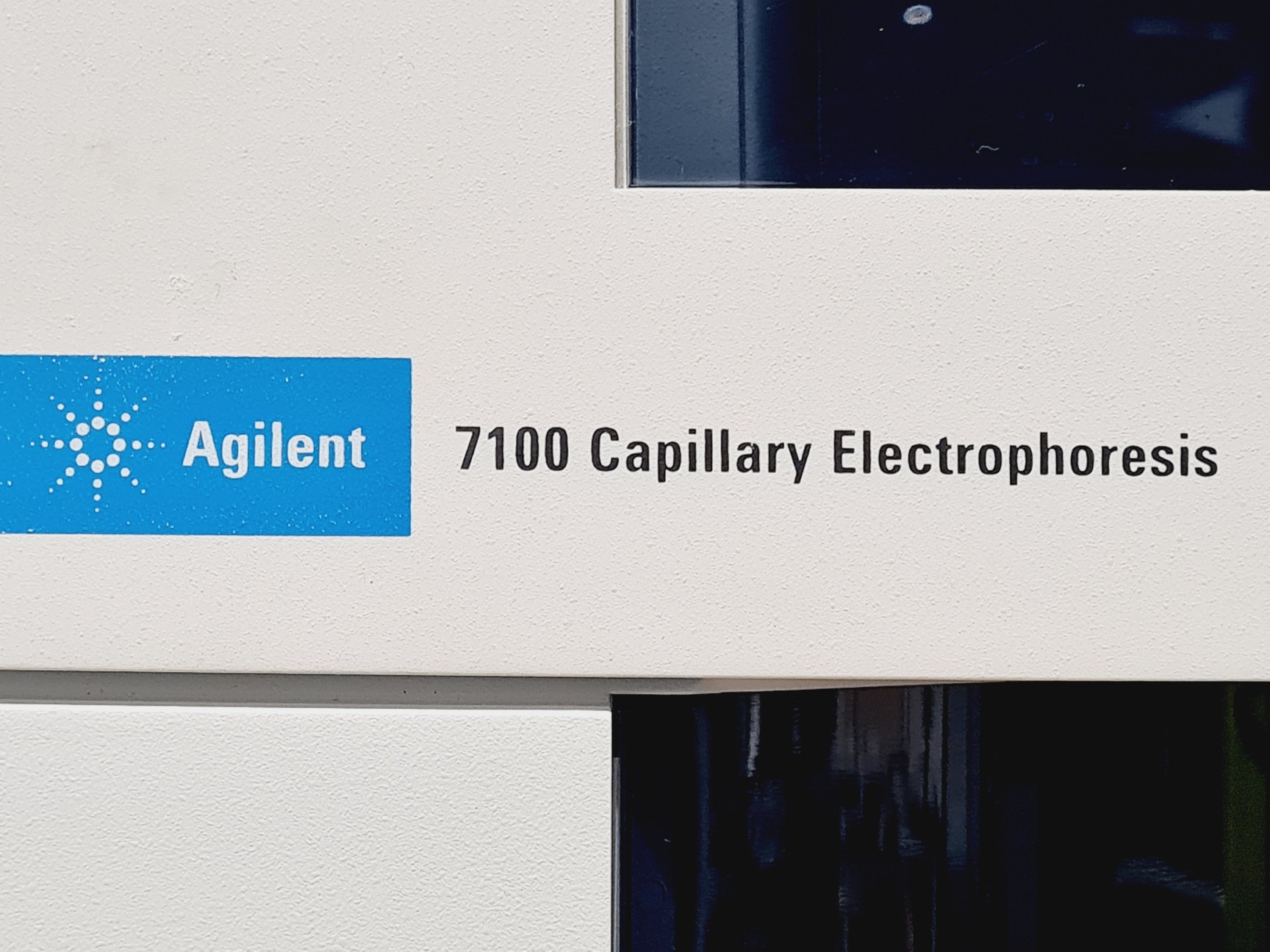 Image of Agilent 7100 CE Capillary Electrophoresis System G7100A Lab