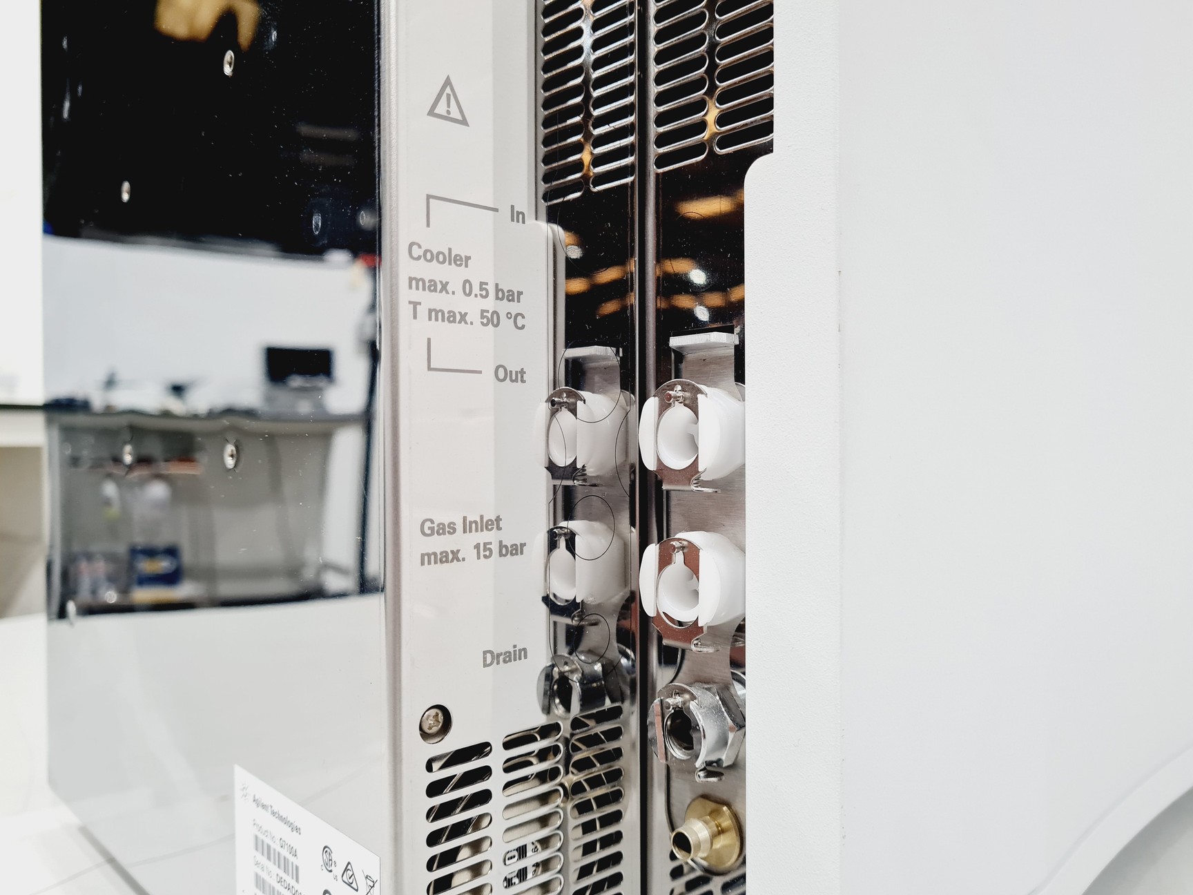 Image of Agilent 7100 CE Capillary Electrophoresis System G7100A Lab