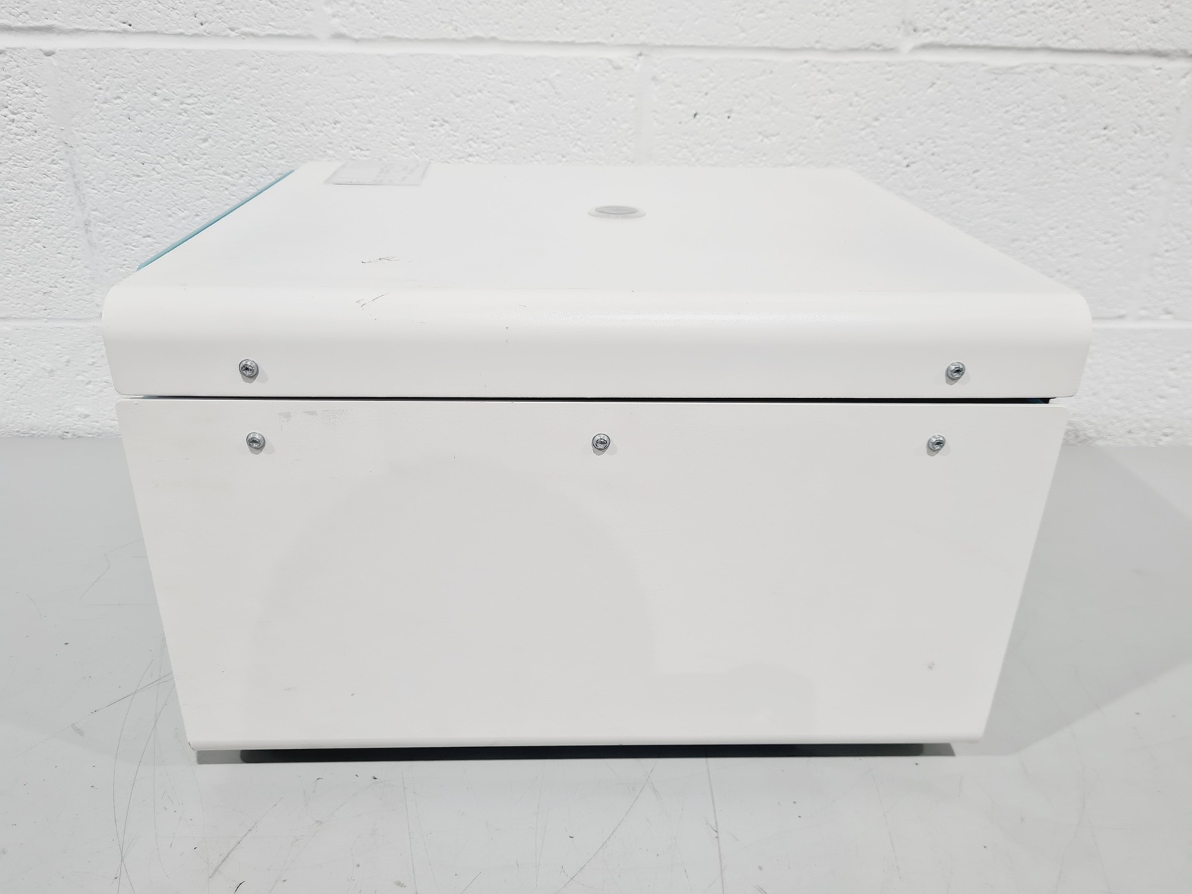 Image of Hettich Rotofix 32A Benchtop Centrifuge w/ 1619 Swing-Out Rotor 4000RPM