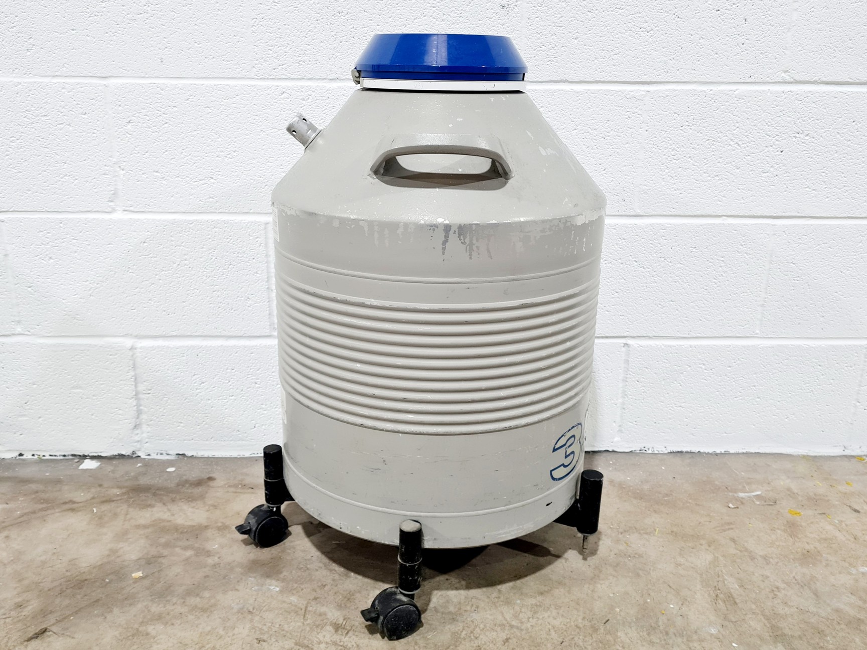 Image of Taylor-Wharton 35-HC Liquid Nitrogen Sample Storage Dewar