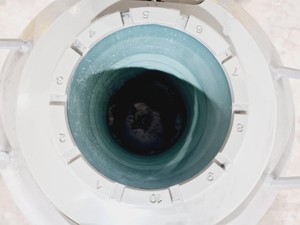 Thumbnail image of Taylor-Wharton 35-HC Liquid Nitrogen Sample Storage Dewar Lab