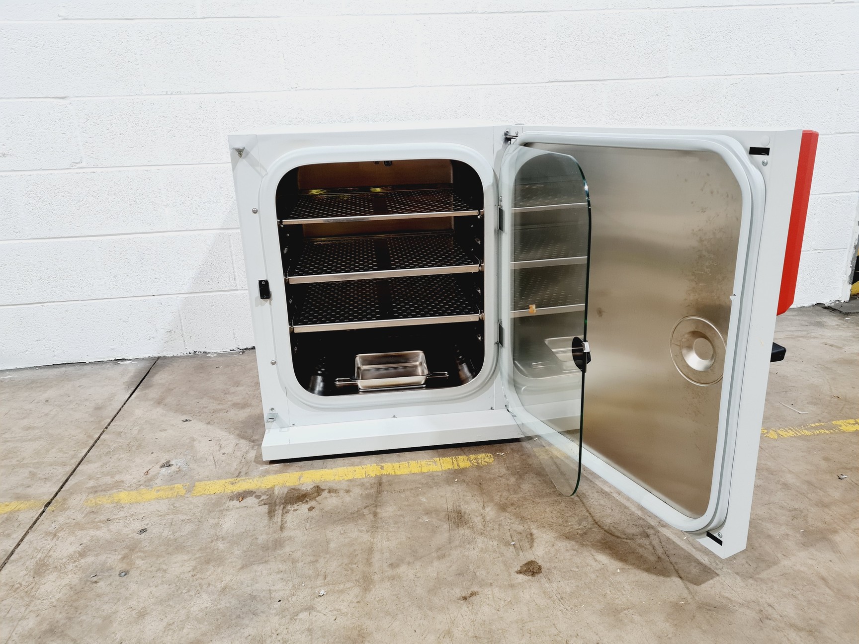 Image of Binder CO2 Incubator Model C150