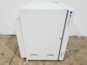 Thumbnail image of LEEC CO2 Incubator Model P190D