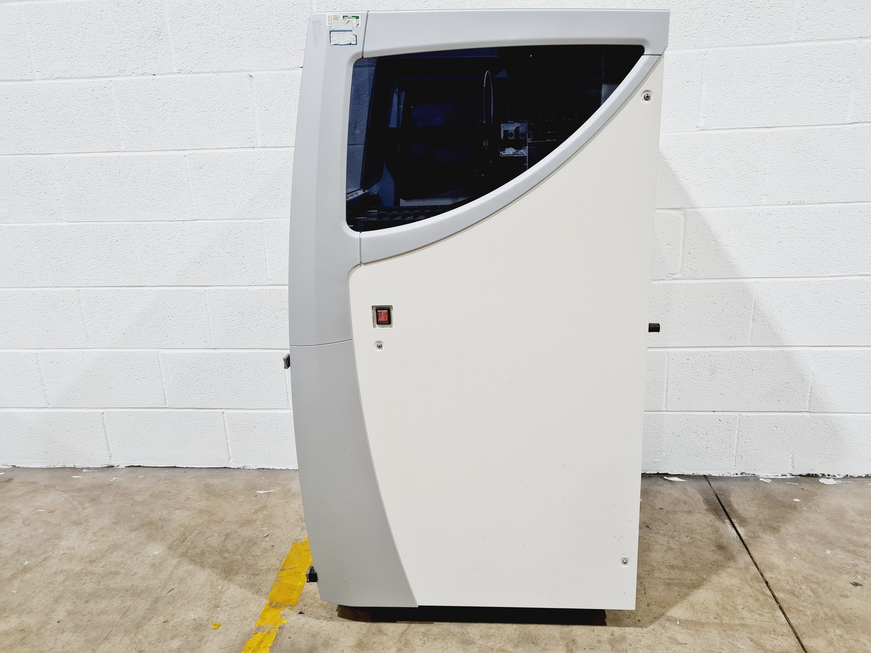 Image of Leica BOND-III Fully Automated IHC and ISH Staining System Lab