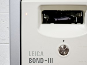 Thumbnail image of Leica BOND-III Fully Automated IHC and ISH Staining System Lab