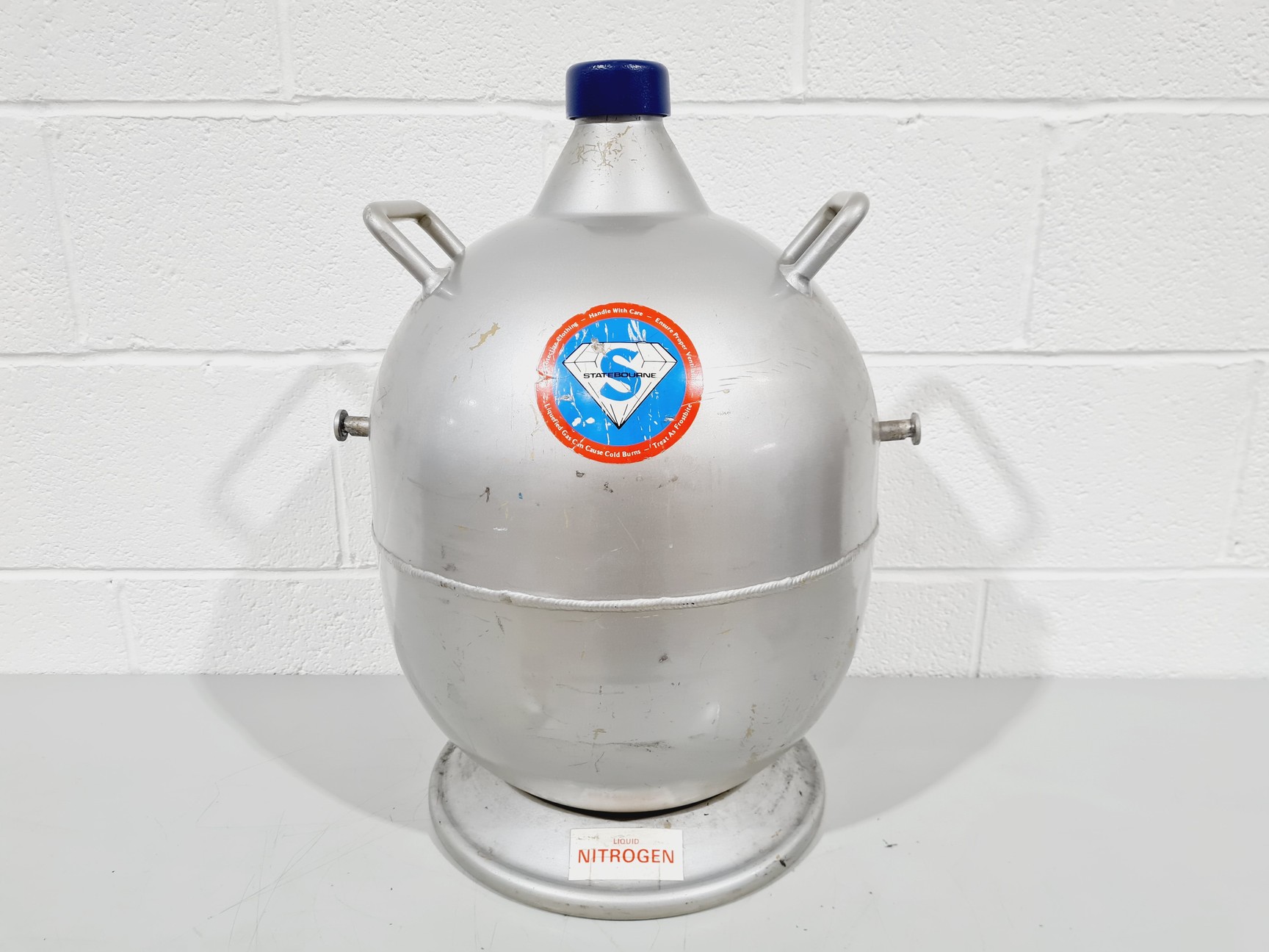 Image of Statebourne Cryogenics Nitrogen Dewar w/ Trolley