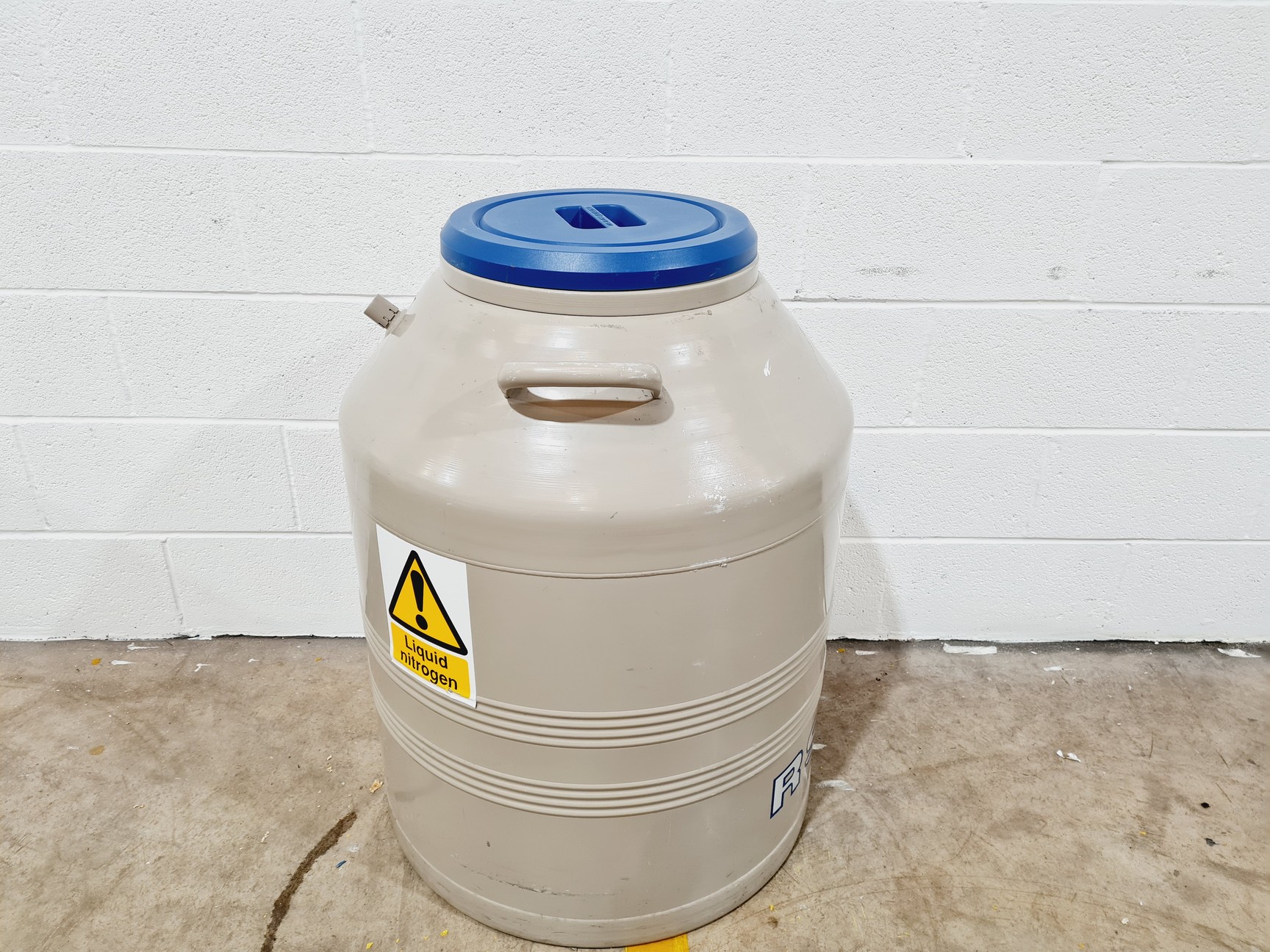 Image of Taylor Wharton Liquid Nitrogen Dewar Model 4800 RS
