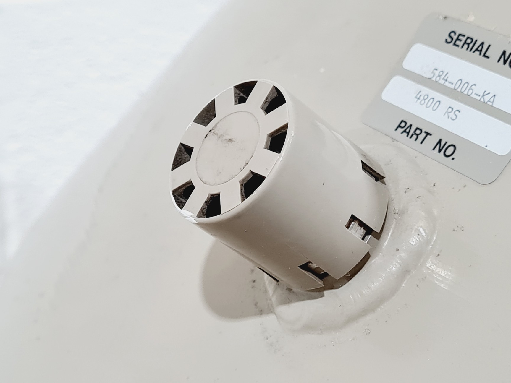 Image of Taylor Wharton Liquid Nitrogen Dewar Model 4800 RS