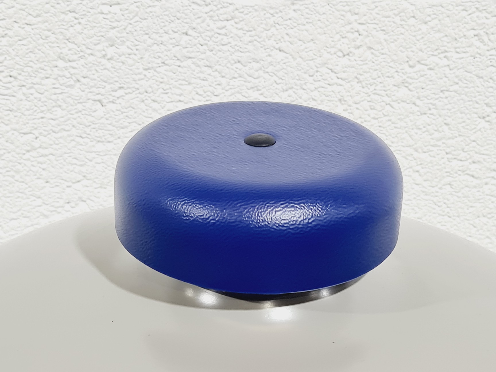 Image of StateBourne CryoLab 35 Liquid Nitrogen Dewar