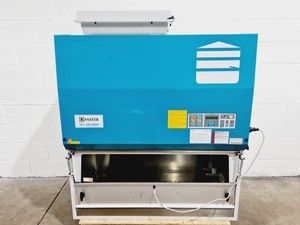 Image of Faster BH-EN 2004 Class II Microbiological Safety Cabinet Lab