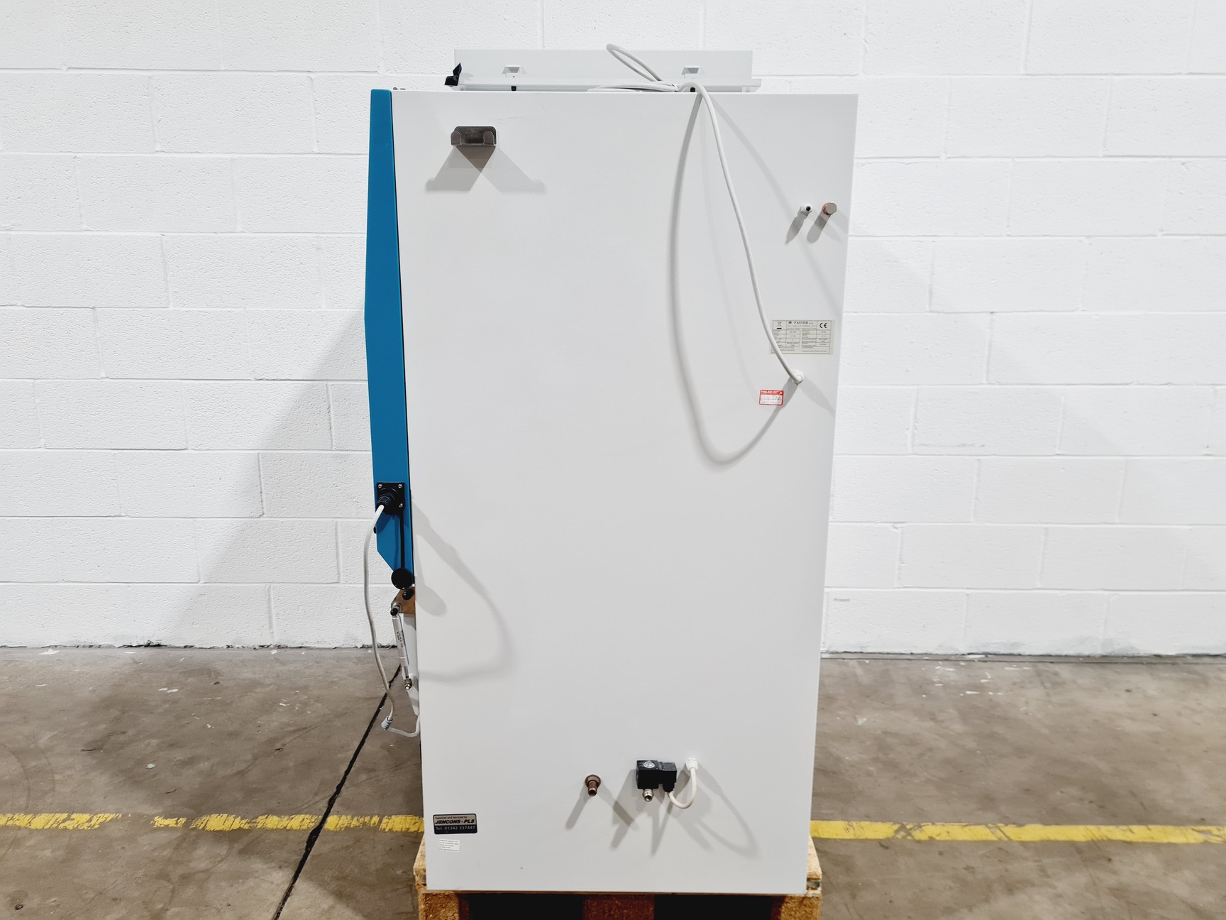 Image of Faster BH-EN 2004-D Class II Microbiological Safety Cabinet Lab