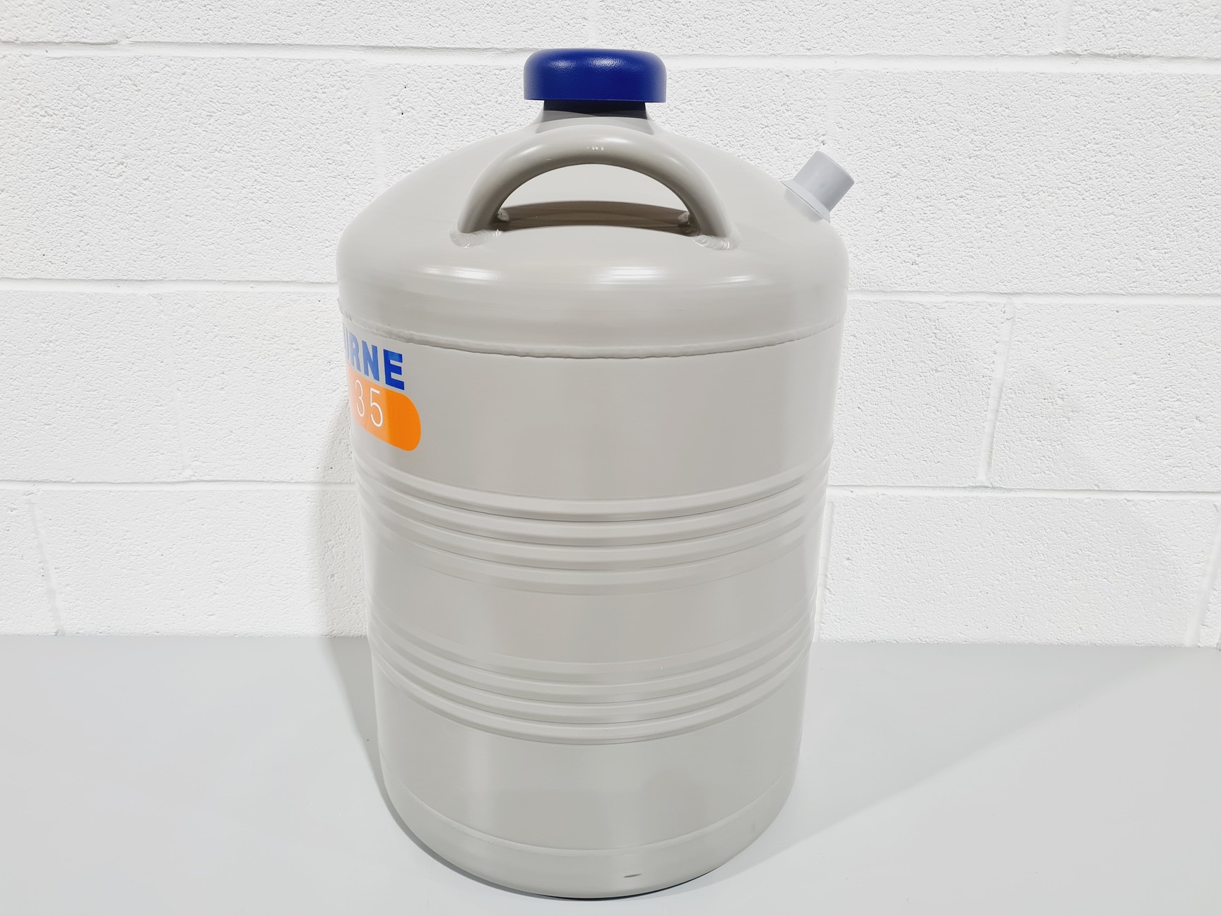 Image of StateBourne Cryolab 35 Nitrogen Dewar