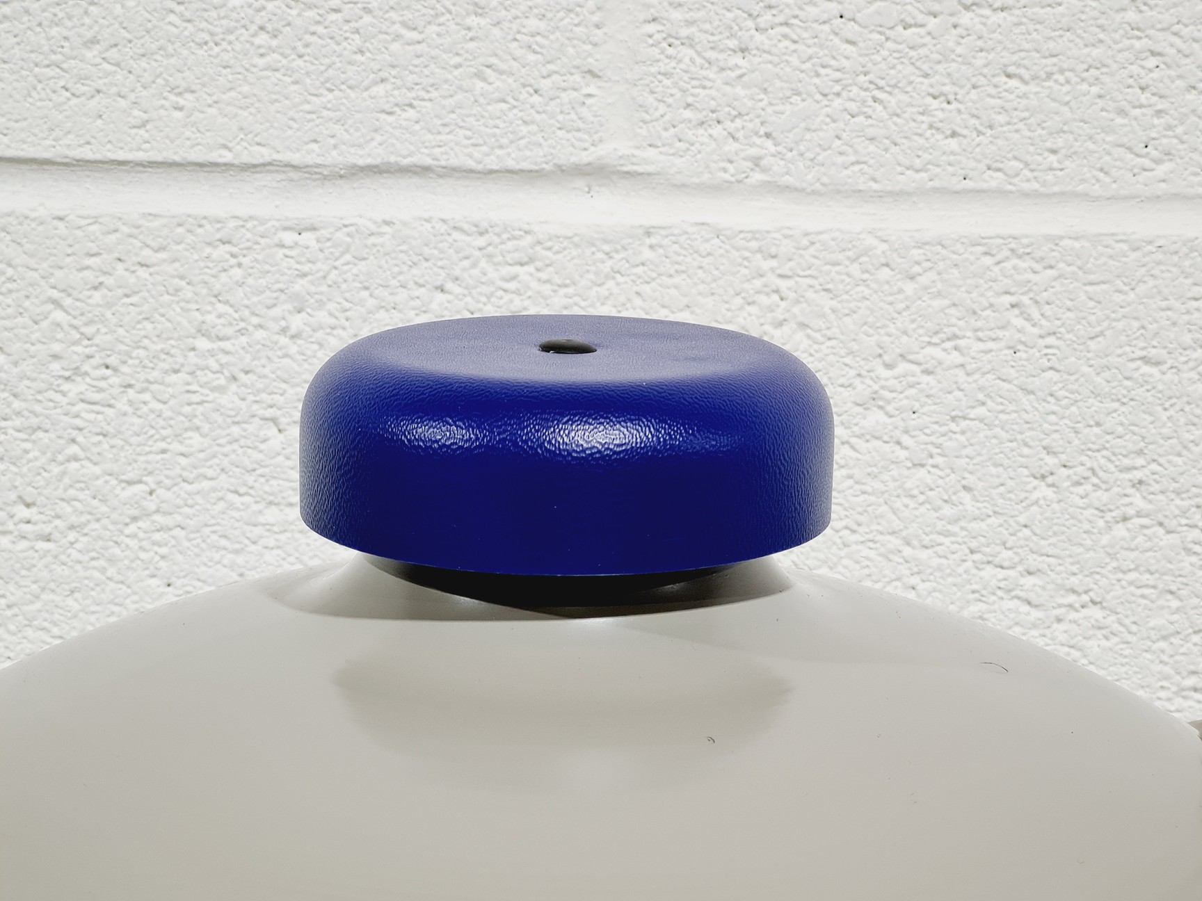 Image of StateBourne Cryolab 35 Nitrogen Dewar