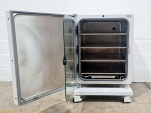 Thumbnail image of New Brunswick Galaxy 170S CO2 Incubator w/ Trolley 