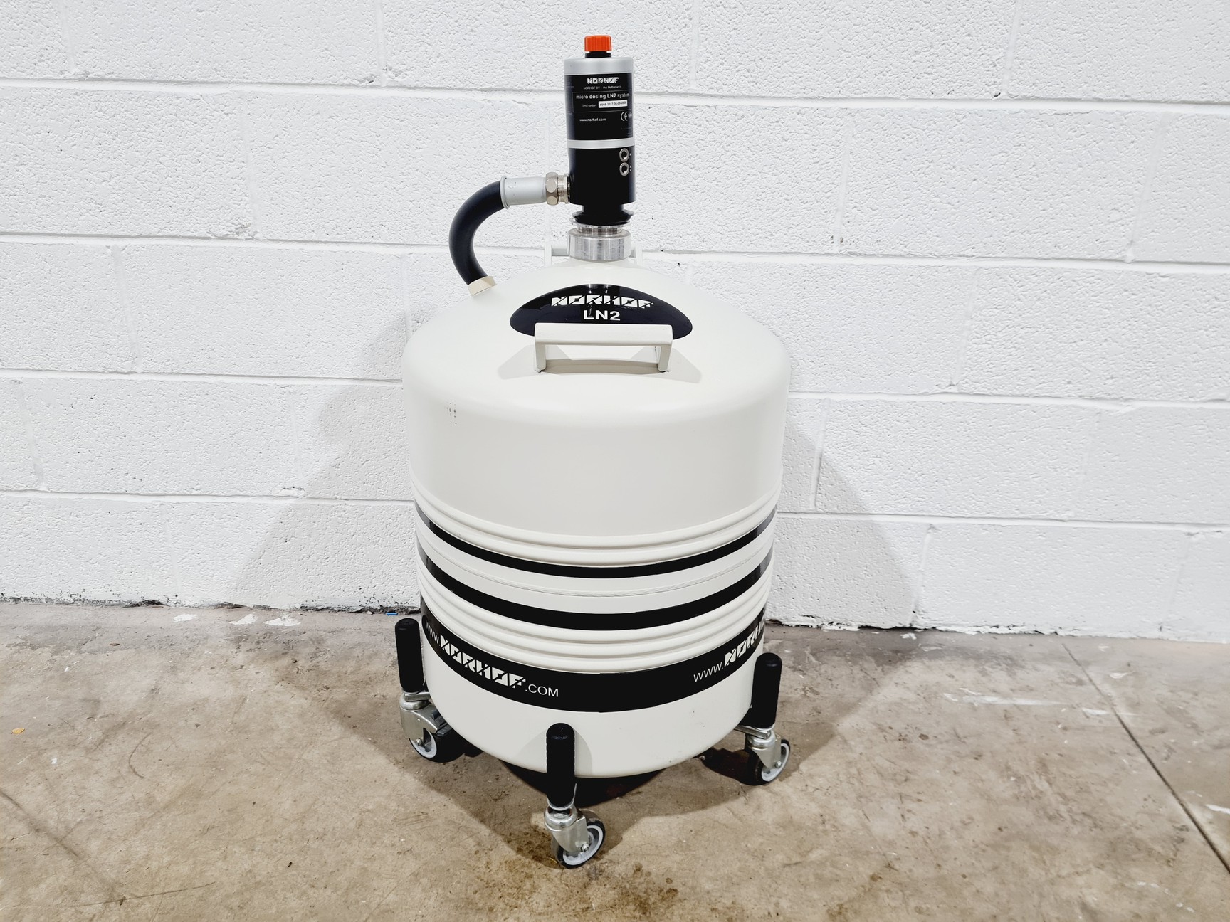 Image of Norhof LN2 Nitrogen Micro Dosing Dewar with Automatic Pump & Trolley