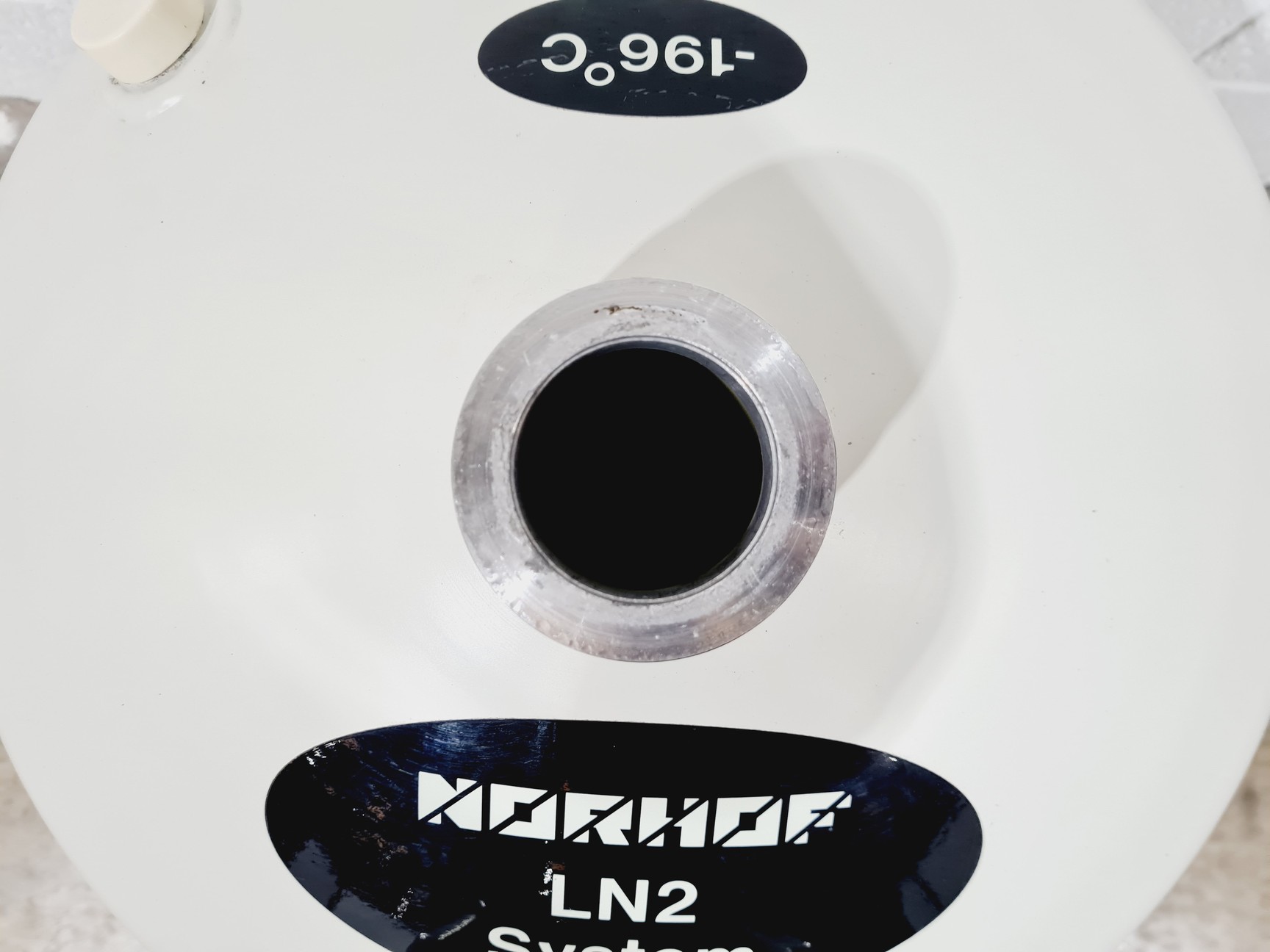 Image of Norhof LN2 Nitrogen Micro Dosing Dewar with Automatic Pump & Trolley