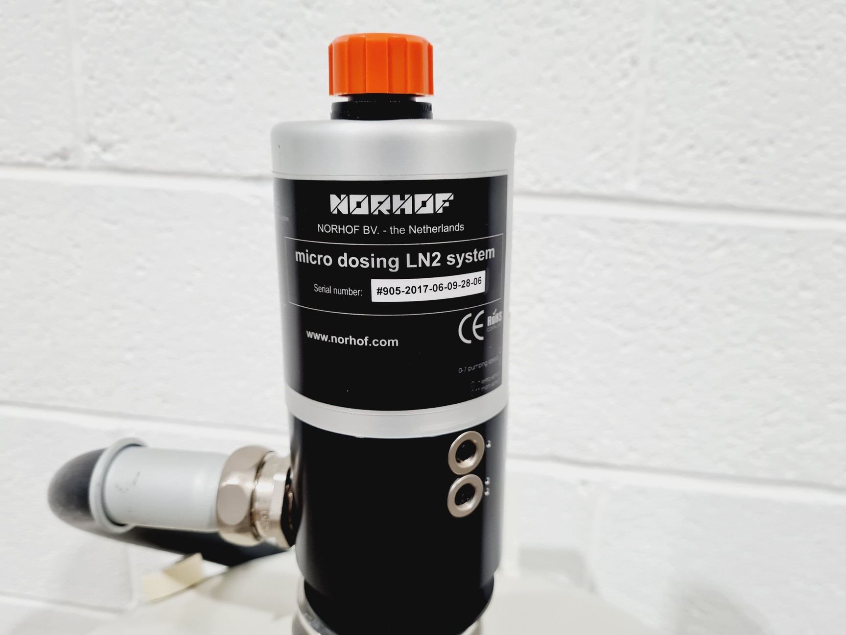 Image of Norhof LN2 Nitrogen Micro Dosing Dewar with Automatic Pump & Trolley