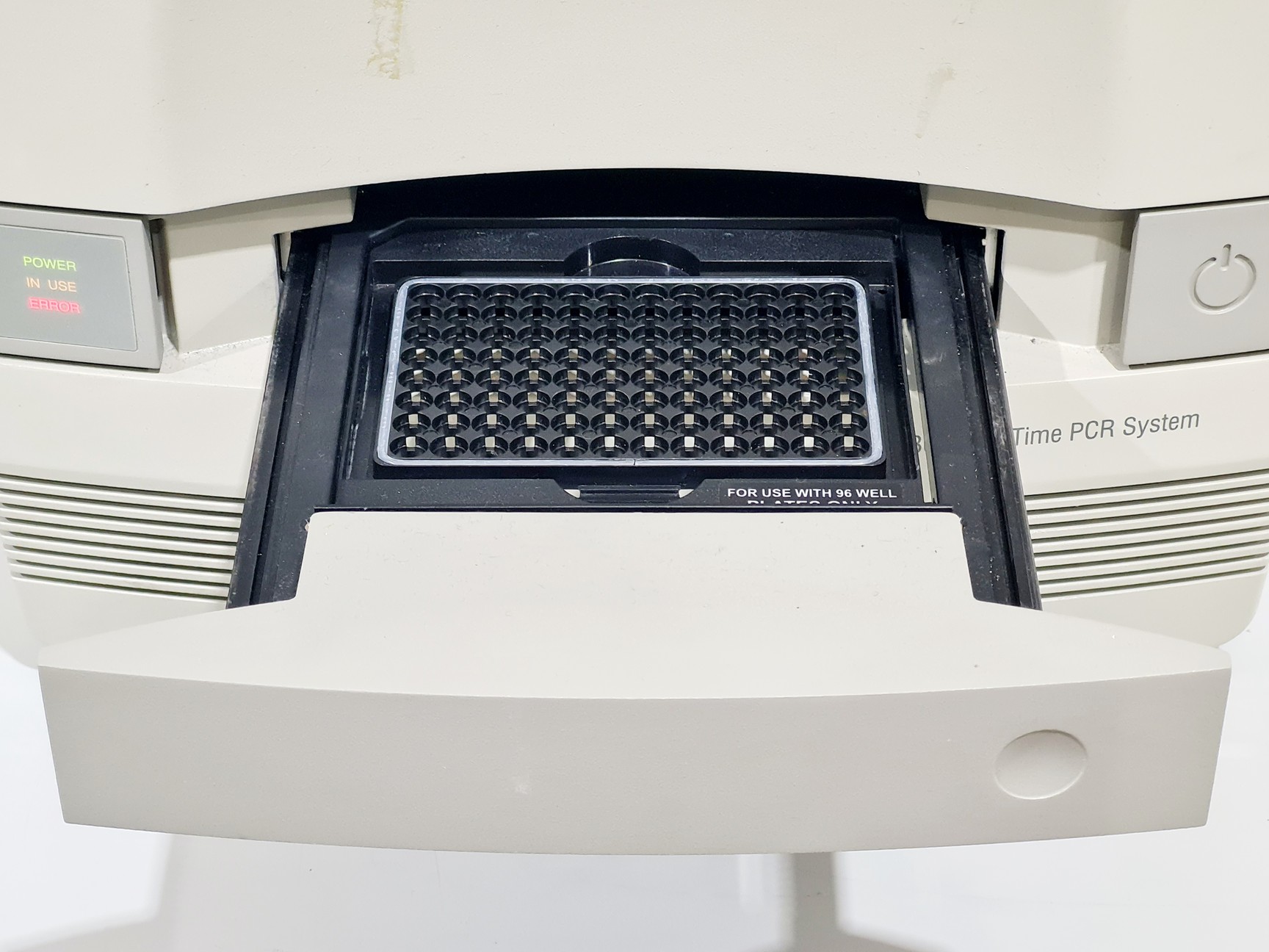 Image of Applied Biosystems 7300 Real-Time PCR System Lab