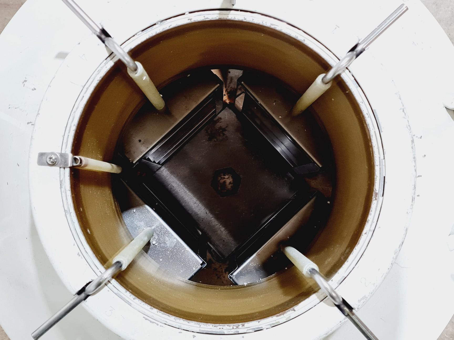 Image of CBS Cryosystem 2002 Classic Nitrogen Dewar Lab