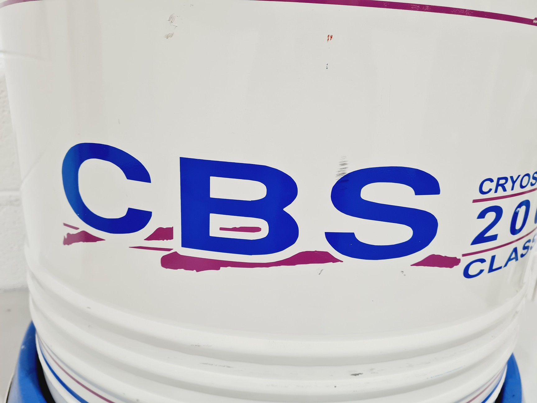 Image of CBS Cryosystem 2002 Classic Nitrogen Dewar Lab