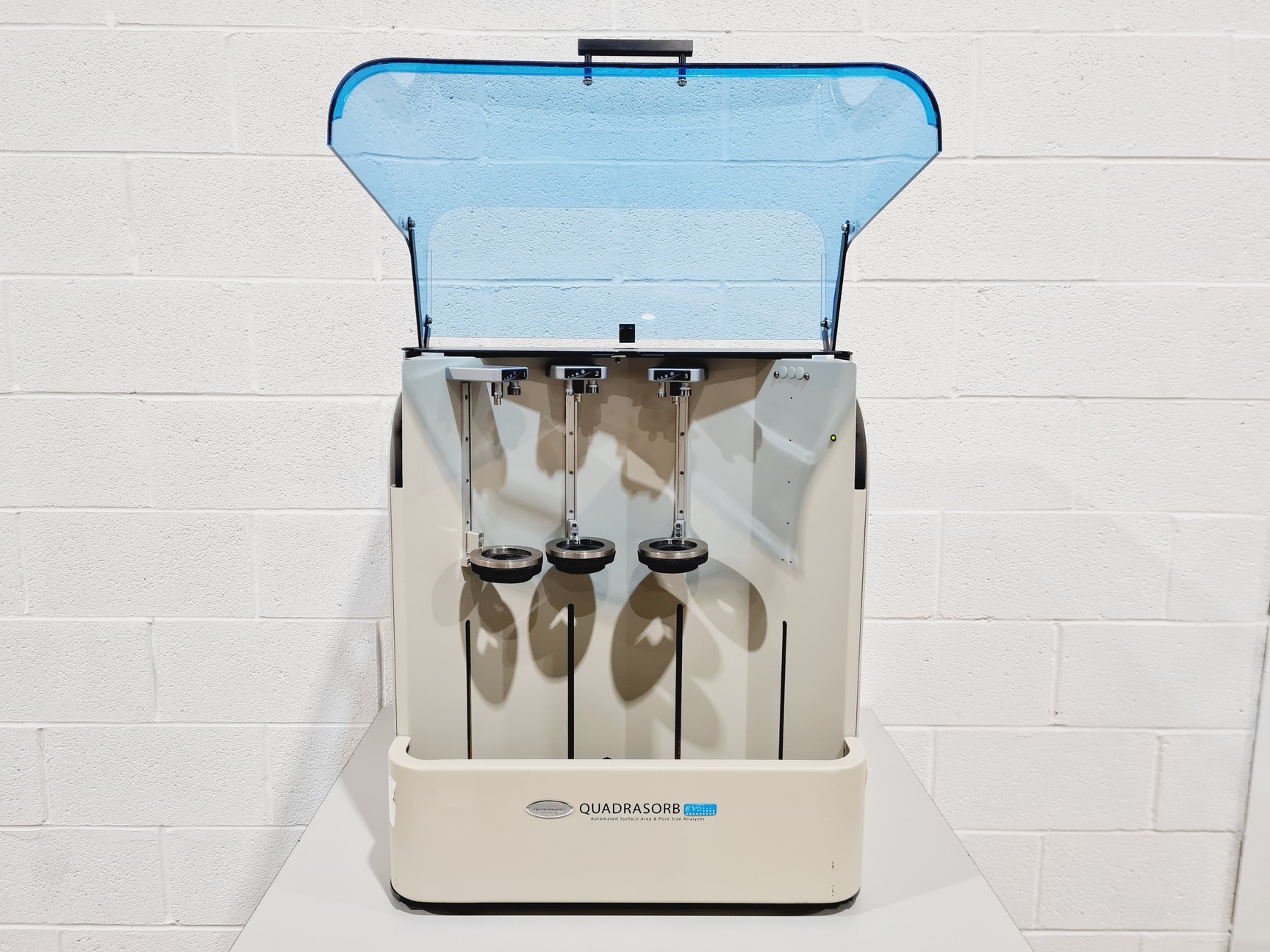 Image of Quantachrome 3QDS-MP-30 Surface Area Analysing Instrument