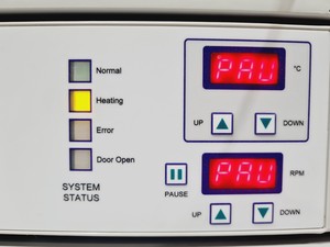 Thumbnail image of Affymetrix GeneChip Hybridization Oven 645 Lab