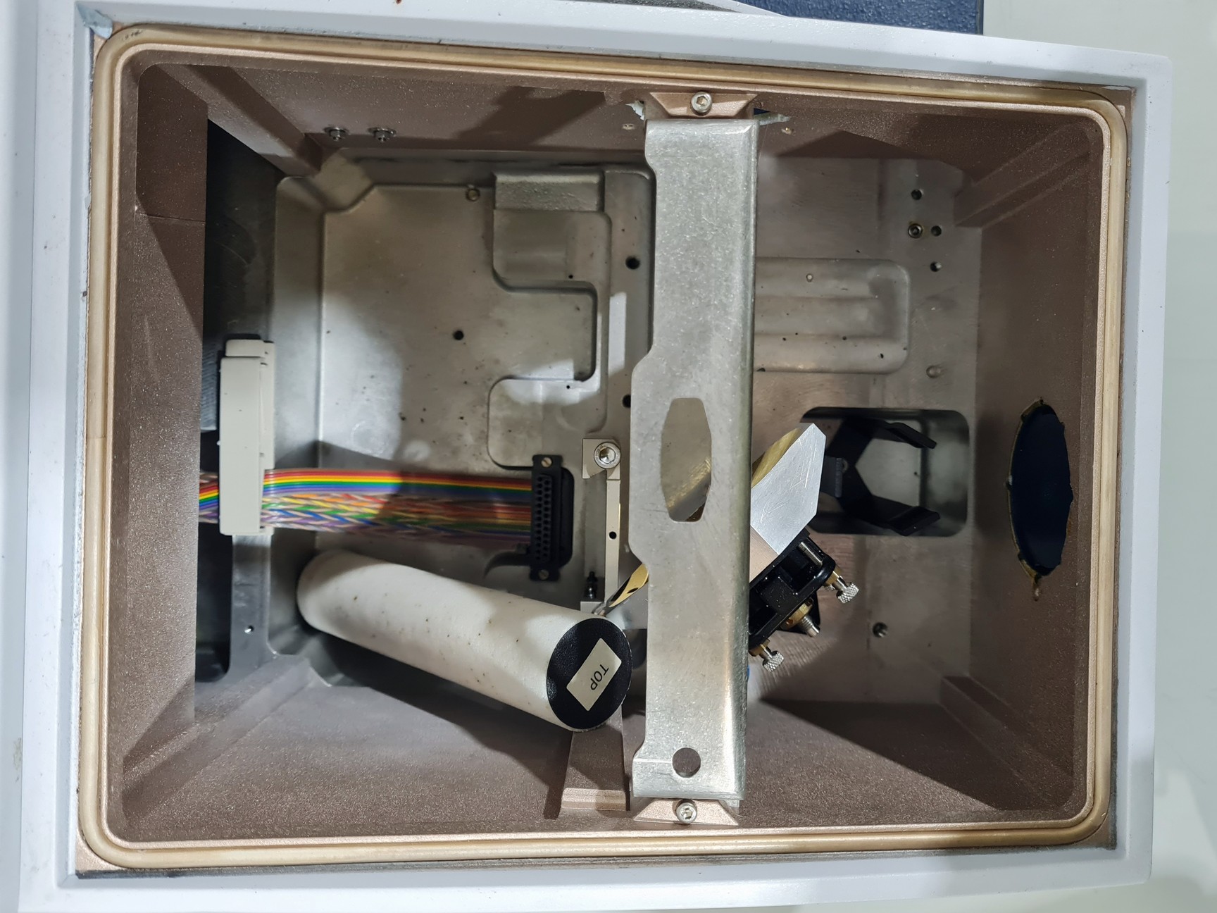 Image of Bruker Vertex 70 (FT-IR) Spectrometer Lab