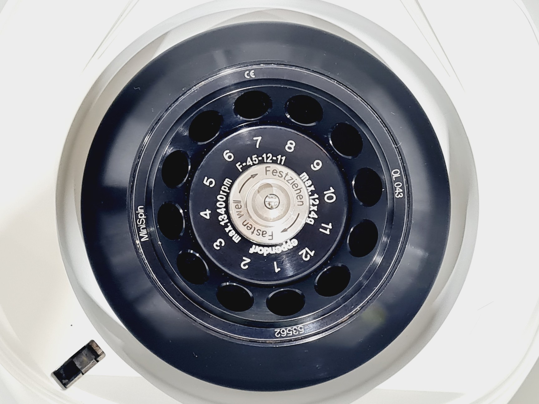 Image of Eppendorf 5452 MiniSpin Microcentrifuge 13400RPM Lab