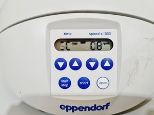 Thumbnail image of Eppendorf 5452 MiniSpin Microcentrifuge 13400RPM Lab