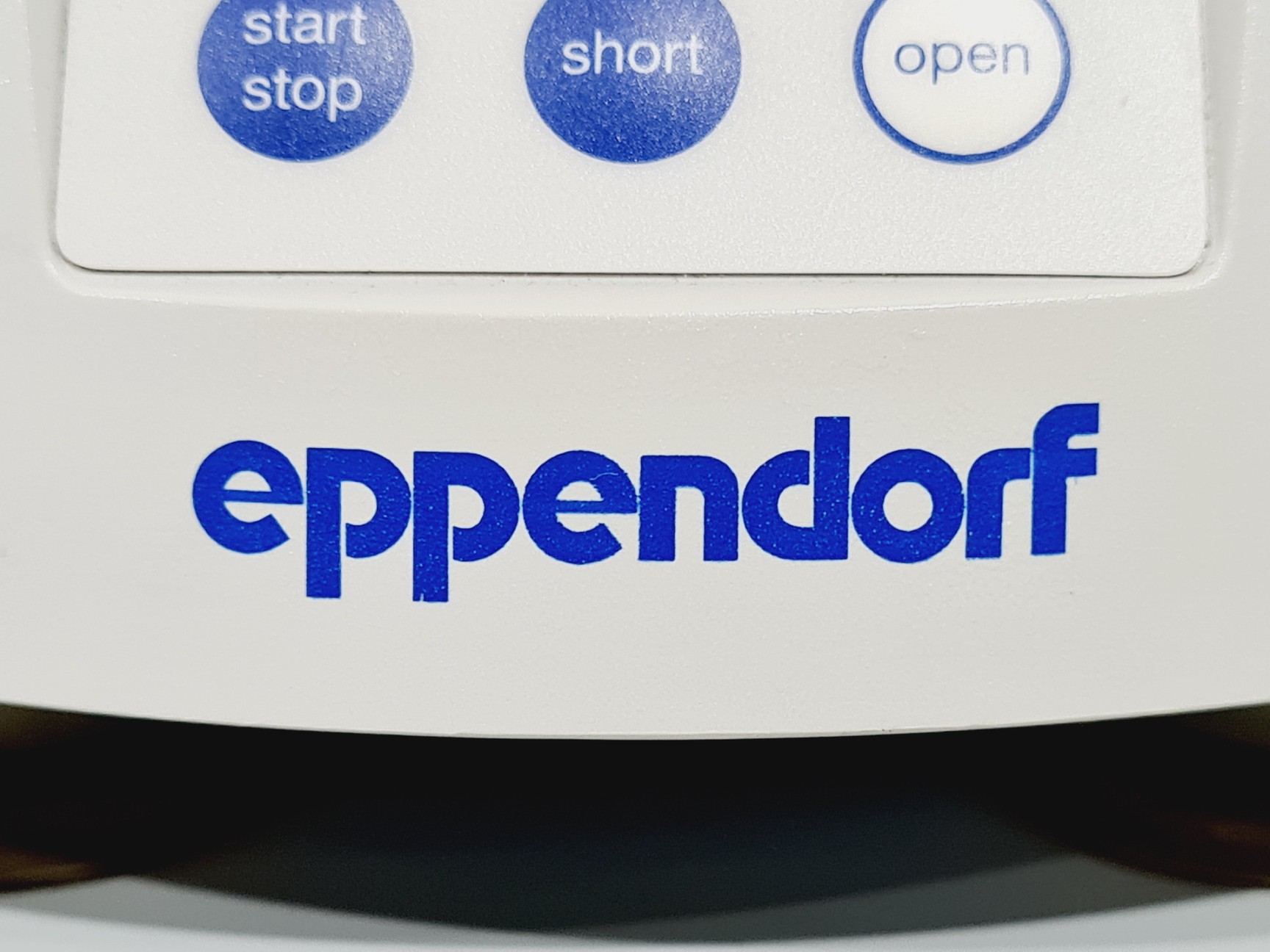 Image of Eppendorf 5452 MiniSpin Microcentrifuge 13400RPM Lab