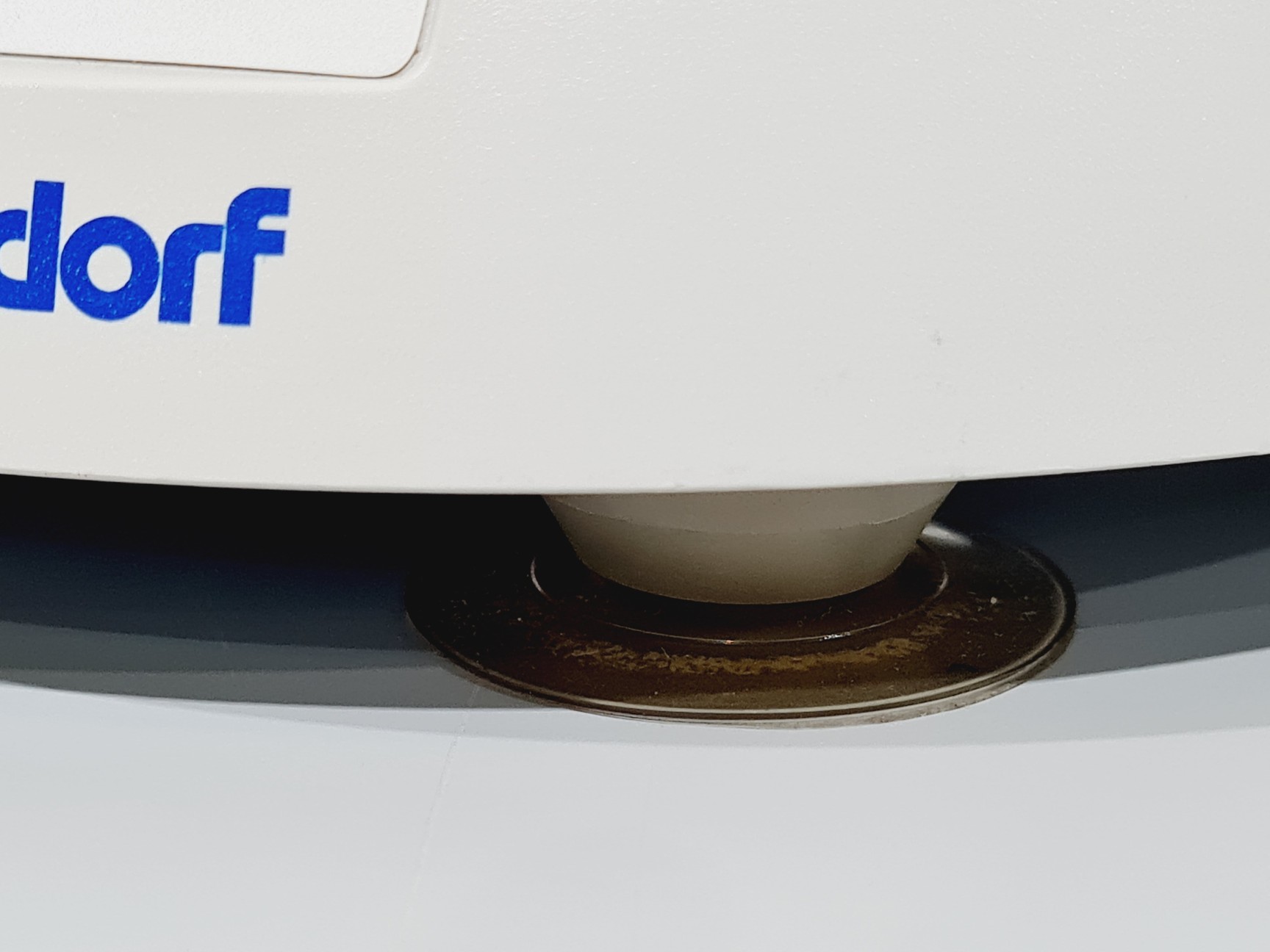Image of Eppendorf 5452 MiniSpin Microcentrifuge 13400RPM Lab