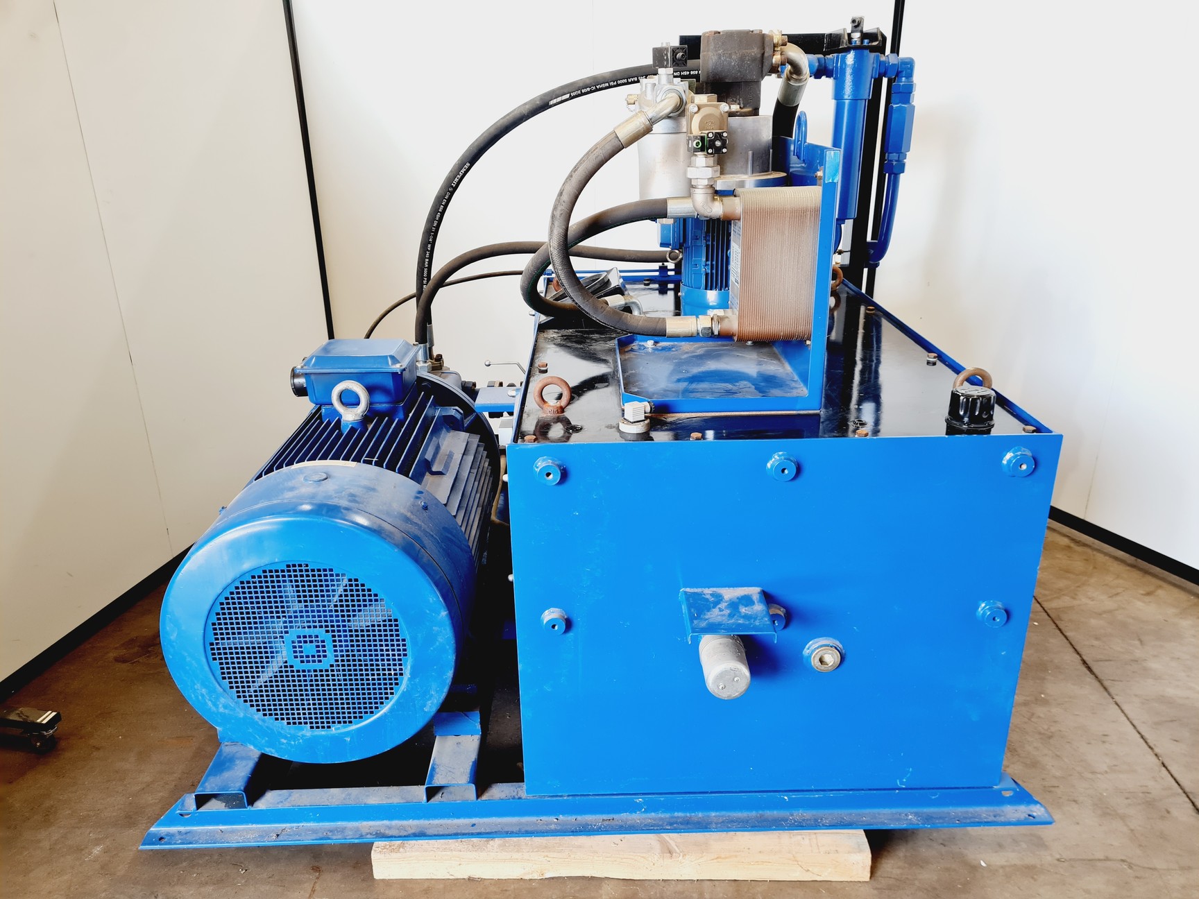 Image of Rexroth Hydraulic Power Pack A4VSO 125 DRG Pump Unit