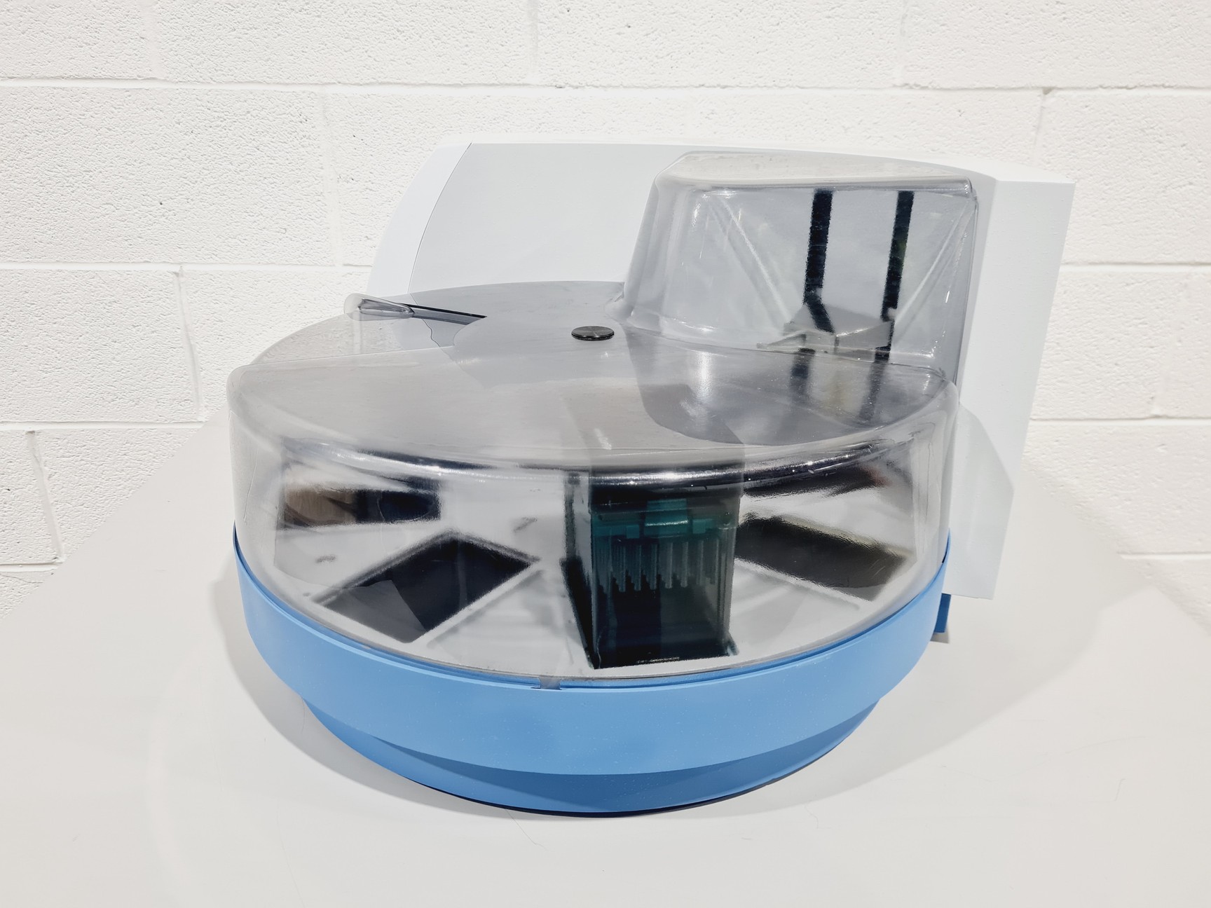 Image of Thermo Kingfisher Flex 711 Purification System (2020) Lab