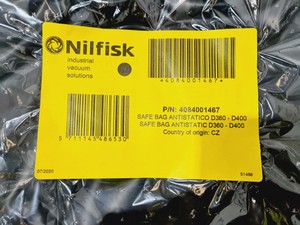 Thumbnail image of Nilfisk VHS110 Z22 EXA XXX AU SBS Industrial Vacuum Cleaner W/ Accessories 2021
