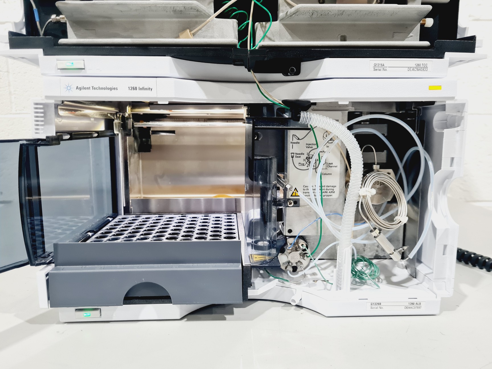Image of Agilent 1260 Infinity HPLC System G1322A/G1310B/G1314B/G1316A/G1329B