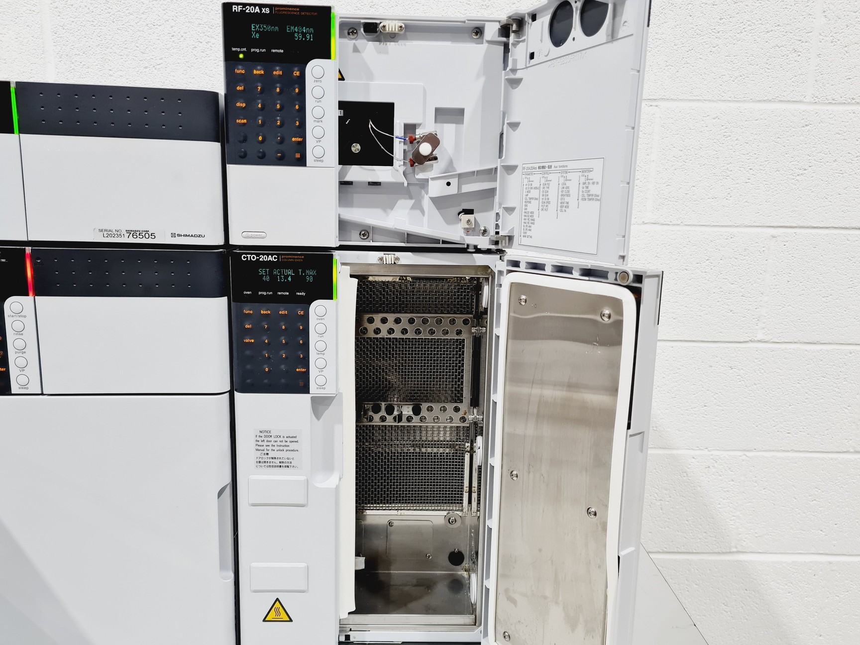 Image of Shimadzu Prominence HPLC System SIL-20AC/CT0-20AC/DGU-20A3R/SPD-20A/RF-20A/LC-20