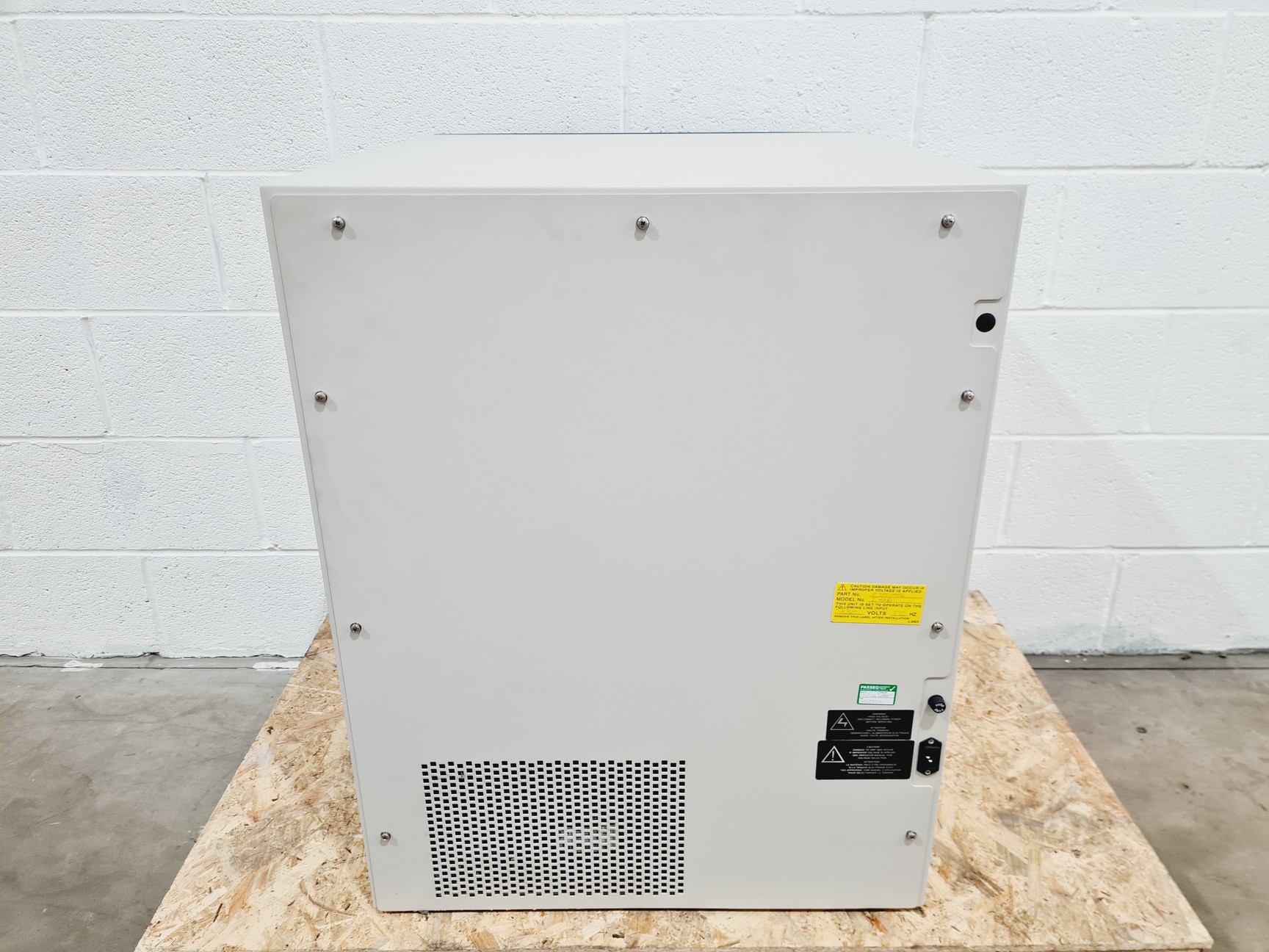 Image of New Brunswick Innova 42R Incubator Shaker 