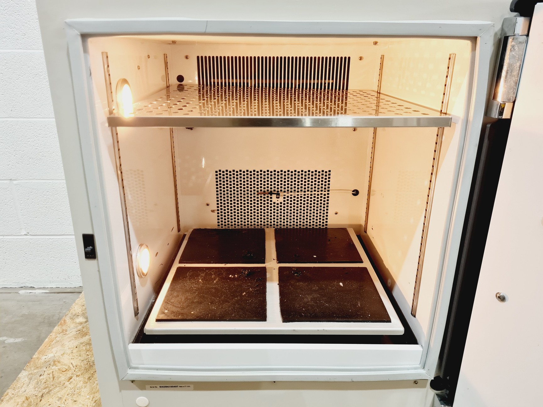 Image of New Brunswick Innova 42R Incubator Shaker 