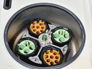 Thumbnail image of Thermo Scientific Heraeus Megafuge 16R Centrifuge w/ Thermo TX-400 Rotor Lab