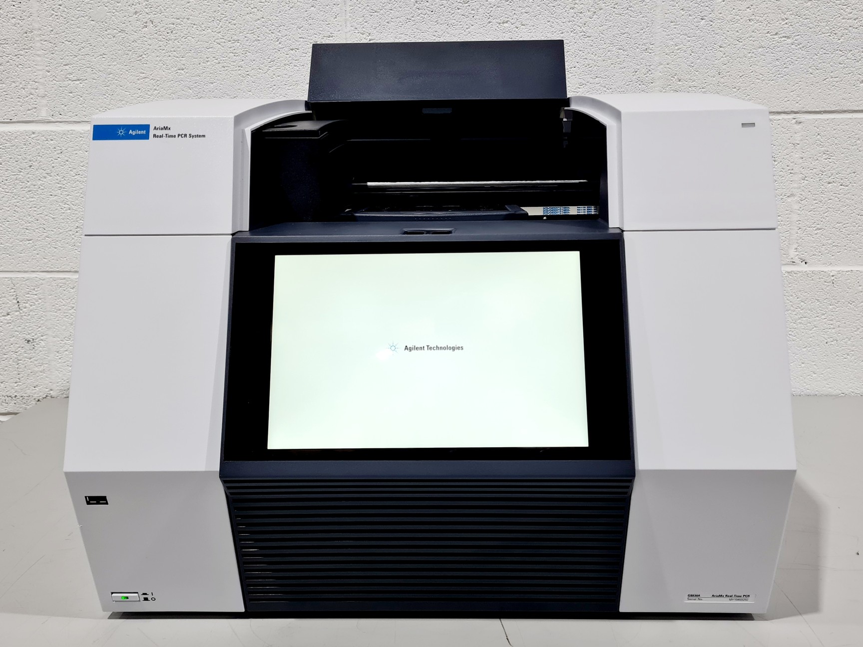 Image of Agilent AriaMx Real-Time RT-PCR Thermal Cycler System 2019 Lab
